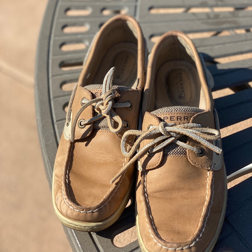 Sperry top sider boat shoes
